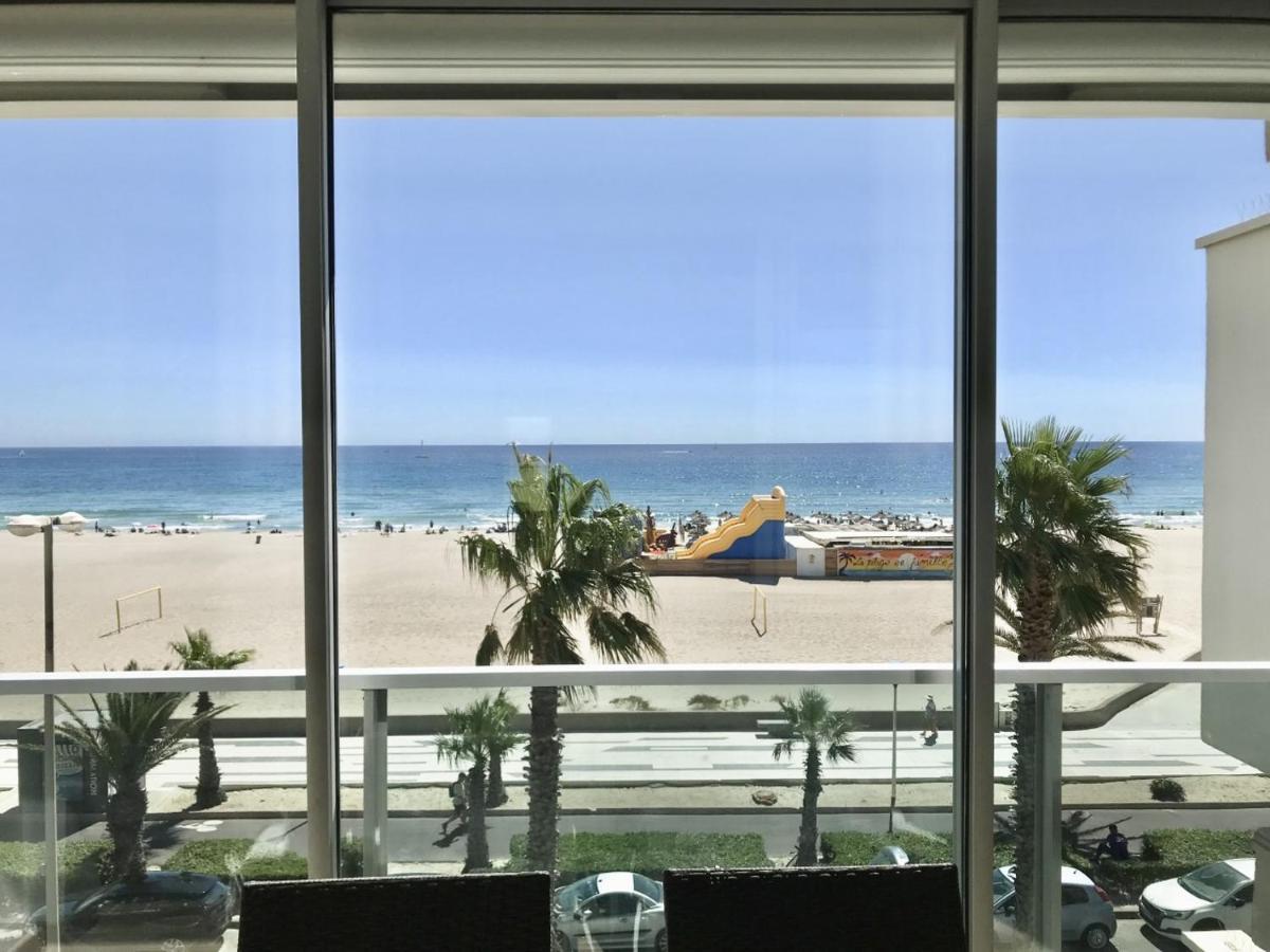 Appartement Face A La Mer - 6 A 8 Personnes - Canet En Roussillon Exterior photo